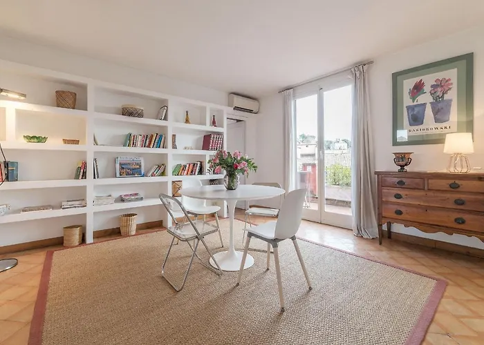 Paradiso Penthouse - Fromhometorome Apartment