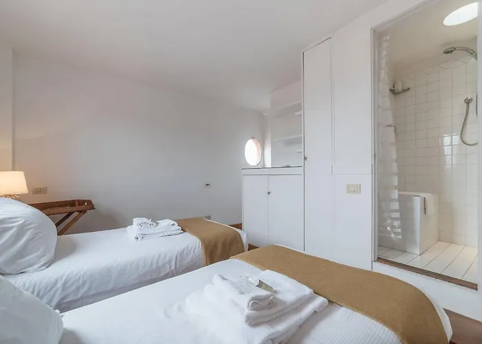 Apartment Paradiso Penthouse - Fromhometorome Rome